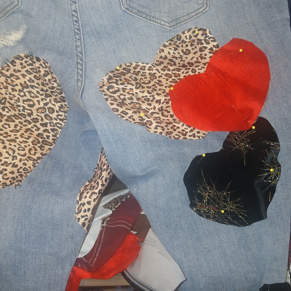 Torrid 20R Women's Flare Jeans with Heart and Leopard Patches - Picture 2 of 9